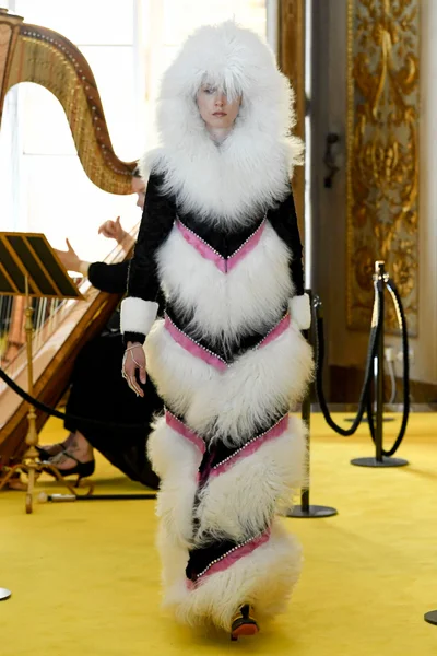 Look 91